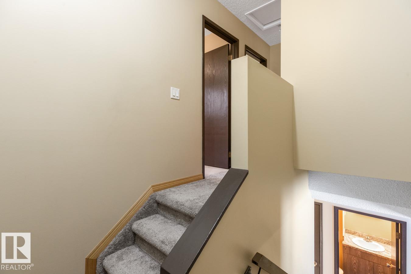 5307 39 Av Nw, Edmonton, Alberta  T6L 1P3 - Photo 18 - E4476610