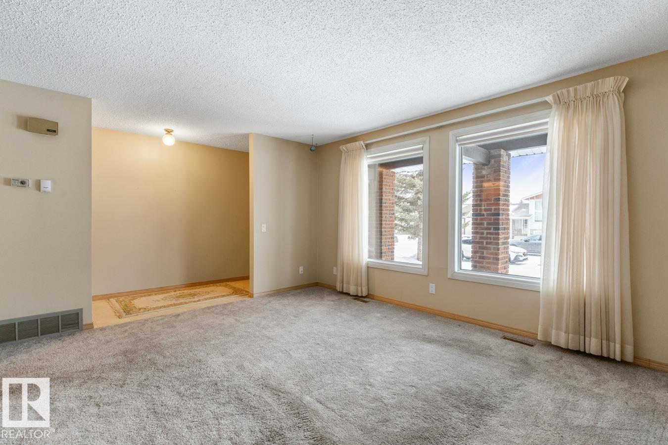 5307 39 Av Nw, Edmonton, Alberta  T6L 1P3 - Photo 6 - E4476610