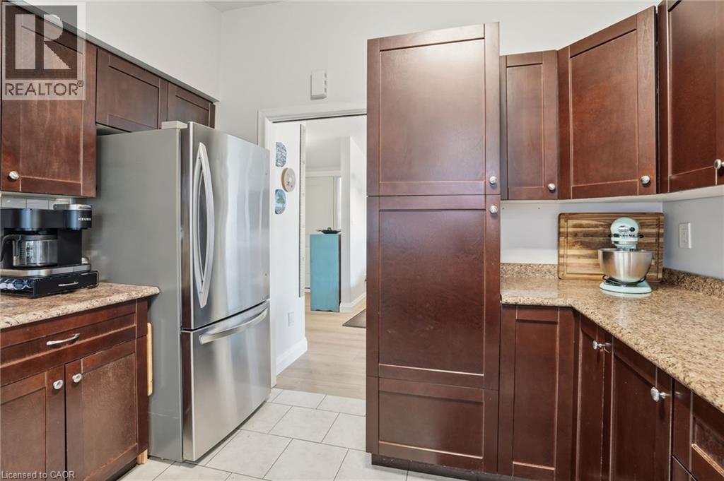 22 Southlea Drive, Hamilton, Ontario  L9C 3Z7 - Photo 17 - 40808413