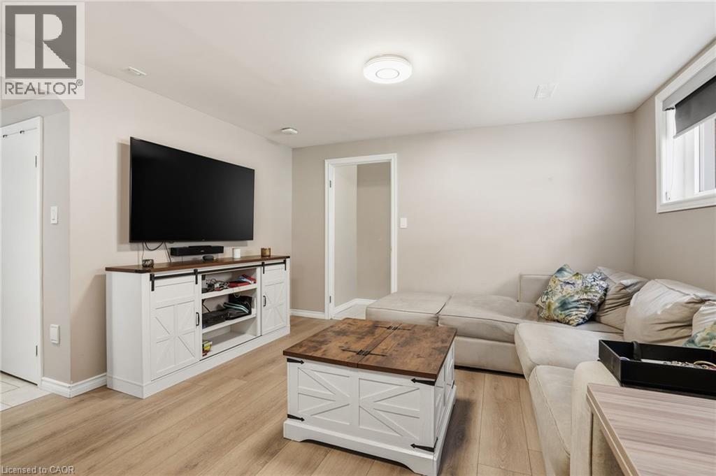 22 Southlea Drive, Hamilton, Ontario  L9C 3Z7 - Photo 33 - 40808413