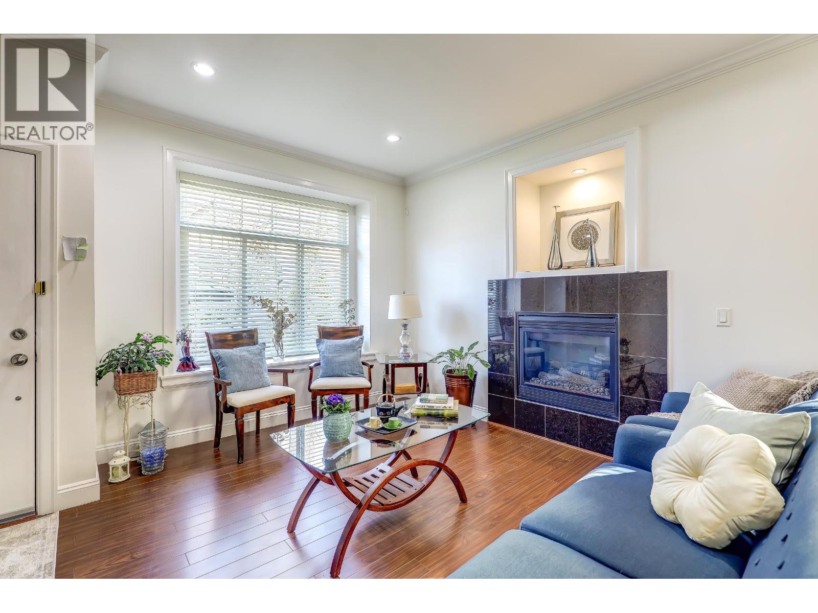 7448 17th Ave Avenue, Burnaby, British Columbia  V3N 1L4 - Photo 15 - R3097215