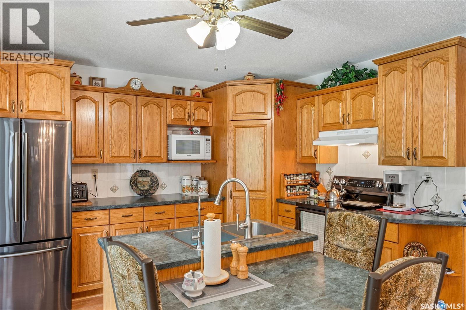 6107 Holmes Drive, Buckland Rm No. 491, Saskatchewan  S6V 5R3 - Photo 12 - SK030014