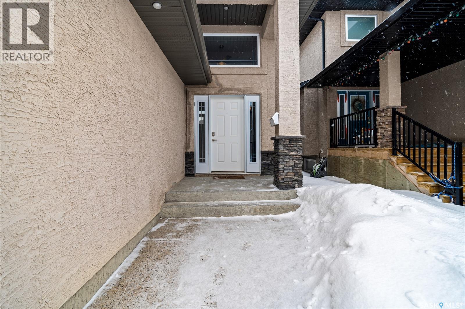 8758 Herman Crescent, Regina, Saskatchewan  S4Y 0B9 - Photo 2 - SK029960