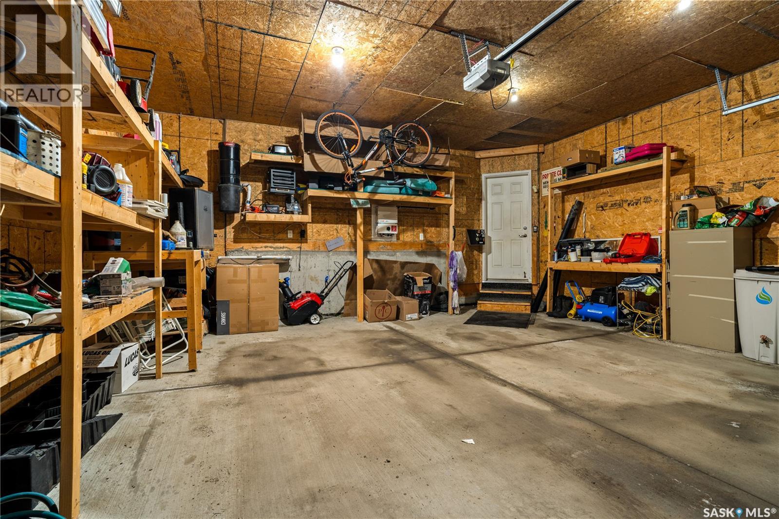 8758 Herman Crescent, Regina, Saskatchewan  S4Y 0B9 - Photo 29 - SK029960