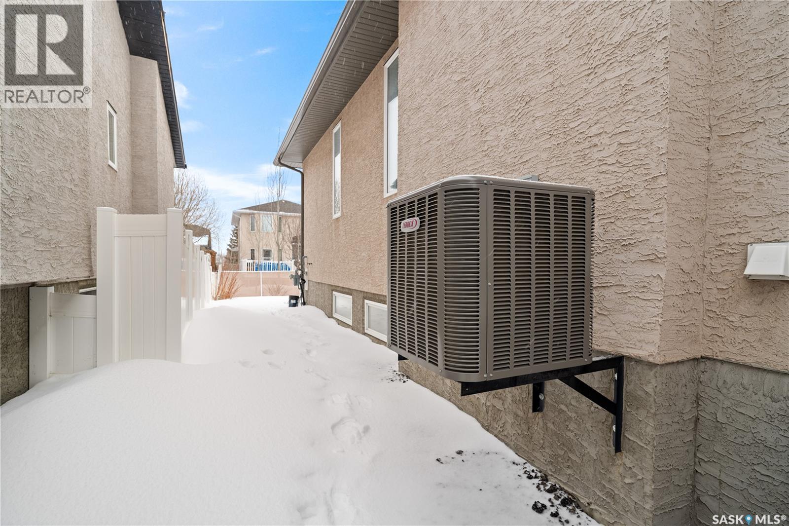 8758 Herman Crescent, Regina, Saskatchewan  S4Y 0B9 - Photo 35 - SK029960