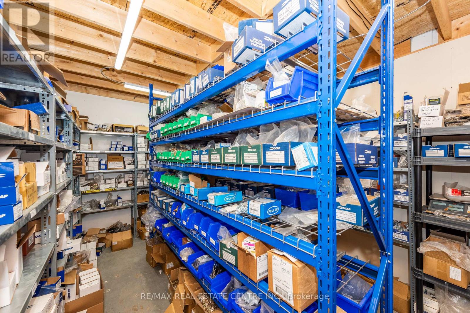 11 - 7171 Torbram Road, Mississauga, Ontario  L4T 3W4 - Photo 5 - W12862656