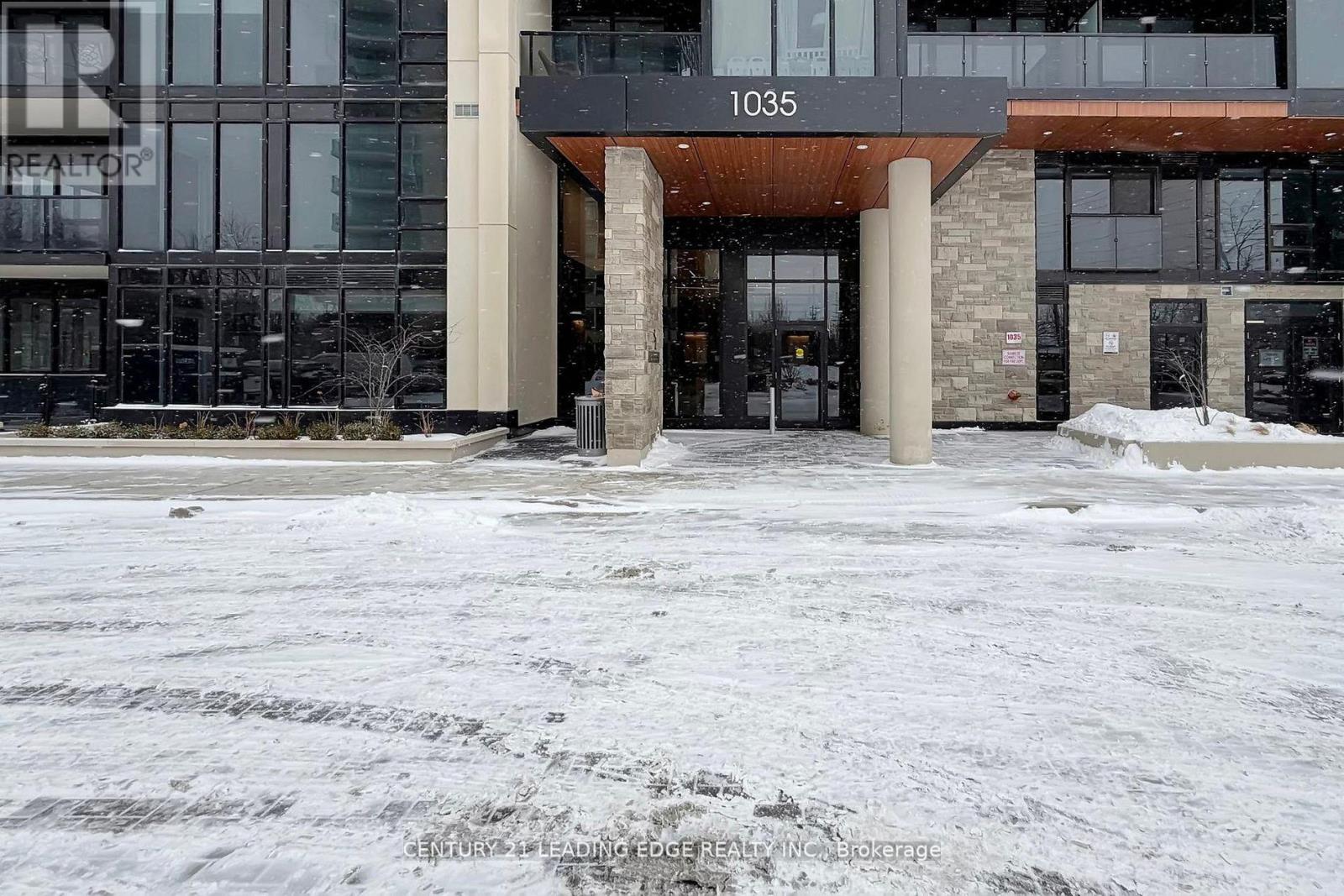 805 - 1035 Southdown Road, Mississauga, Ontario  L5J 0A2 - Photo 4 - W12862738