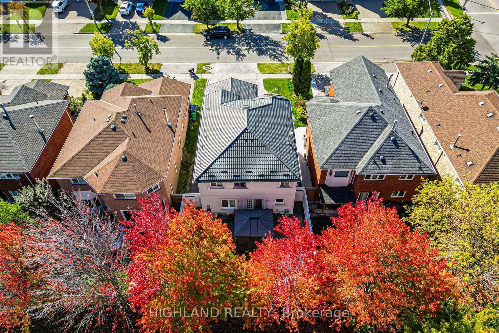 5191 Warwickshire Way, Mississauga, Ontario  L5V 1P8 - Photo 39 - W12862740