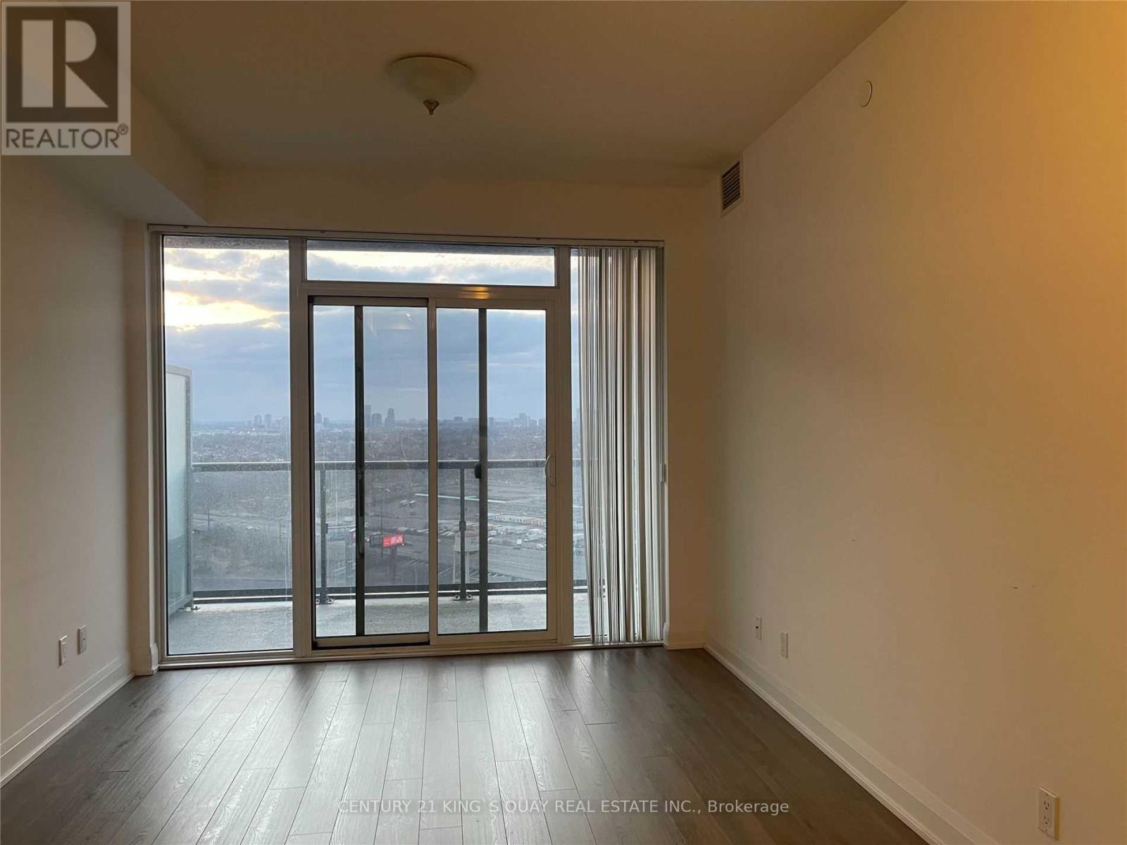 2706 - 56 Annie Craig Drive, Toronto, Ontario  M8V 3A8 - Photo 6 - W12862748