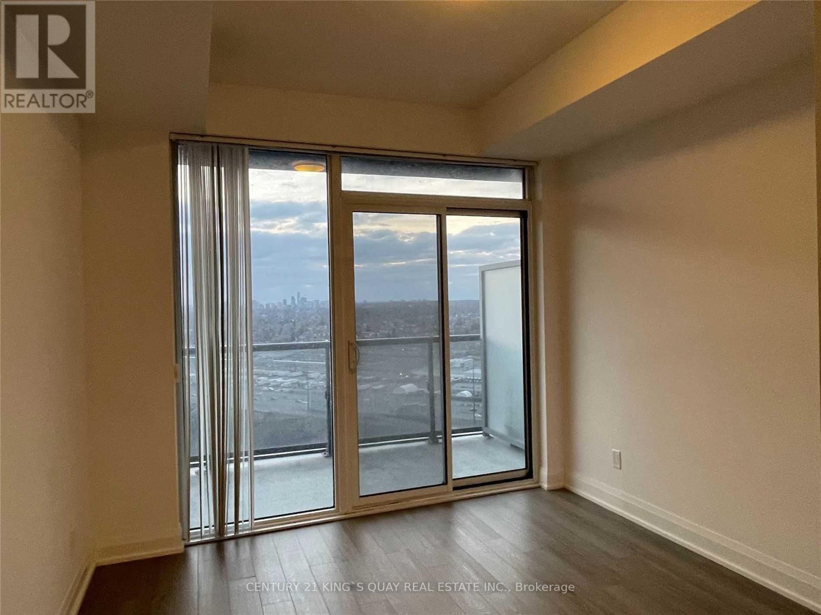 2706 - 56 Annie Craig Drive, Toronto, Ontario  M8V 3A8 - Photo 7 - W12862748