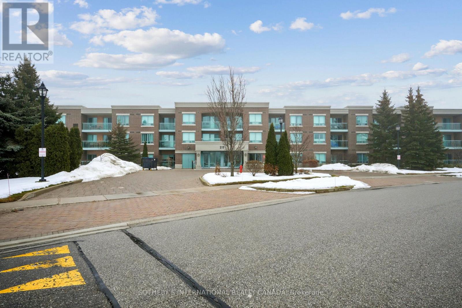 112 - 25 Via Rosedale, Brampton, Ontario  L6R 3J4 - Photo 1 - W12862778