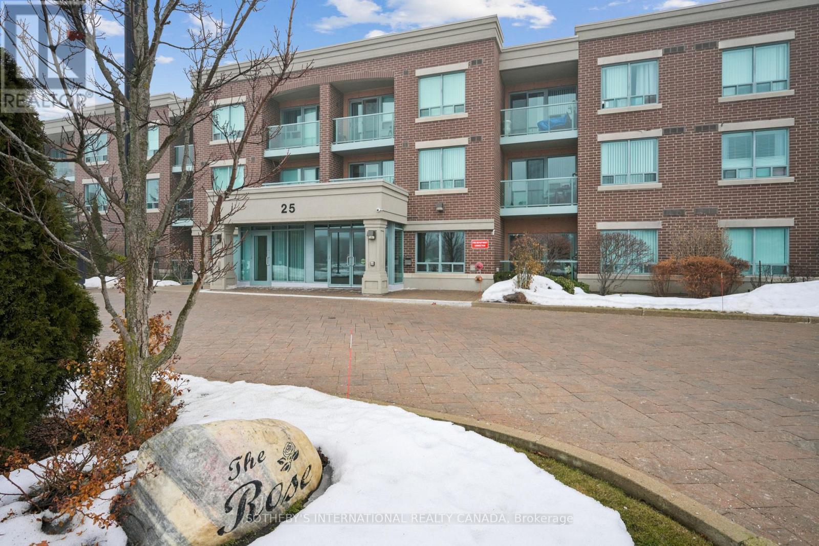 112 - 25 Via Rosedale, Brampton, Ontario  L6R 3J4 - Photo 3 - W12862778