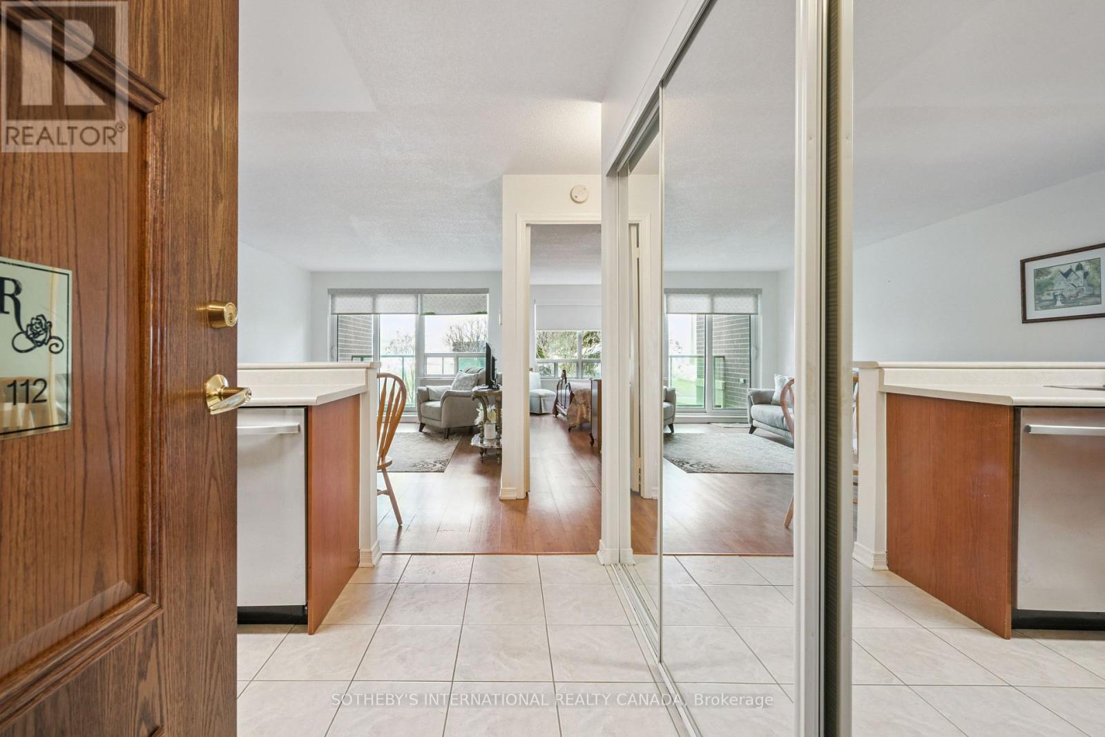 112 - 25 Via Rosedale, Brampton, Ontario  L6R 3J4 - Photo 6 - W12862778