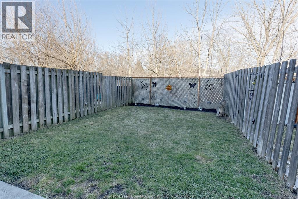 9378 Esplanade Drive Unit# 4, Windsor, Ontario  N8R 2A3 - Photo 39 - 26004909