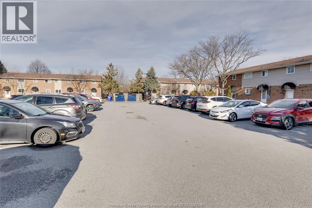 9378 Esplanade Drive Unit# 4, Windsor, Ontario  N8R 2A3 - Photo 43 - 26004909