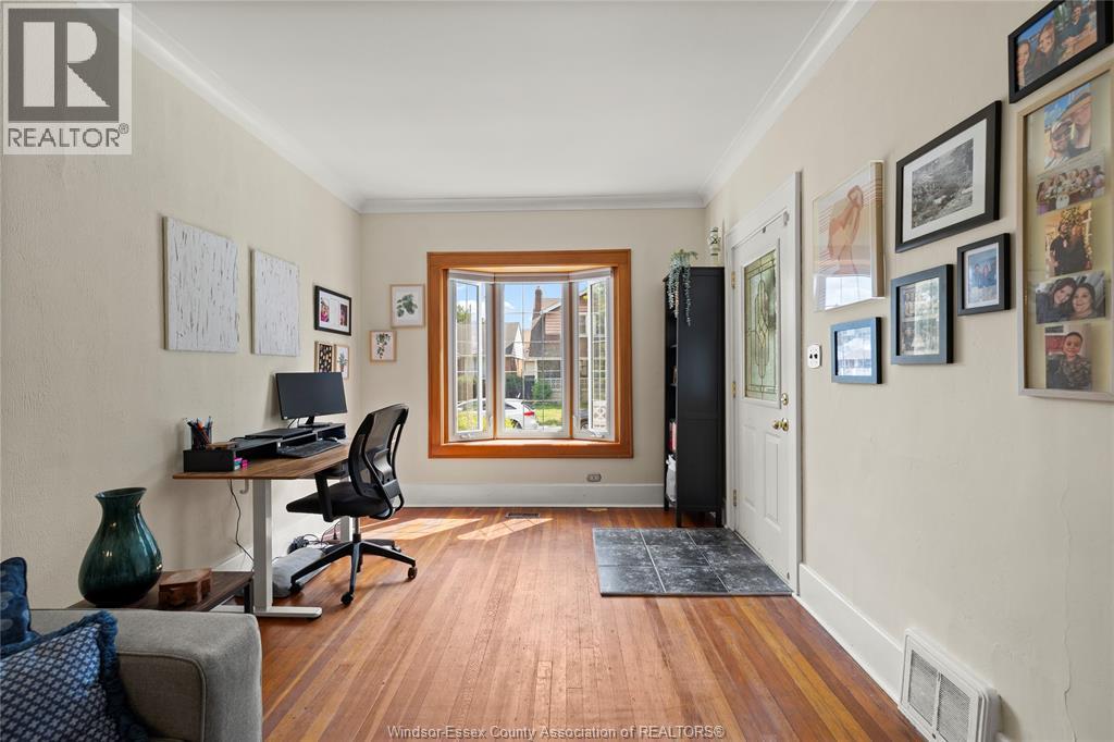 86 Hanna Street East, Windsor, Ontario  N8X 2M9 - Photo 5 - 26004896