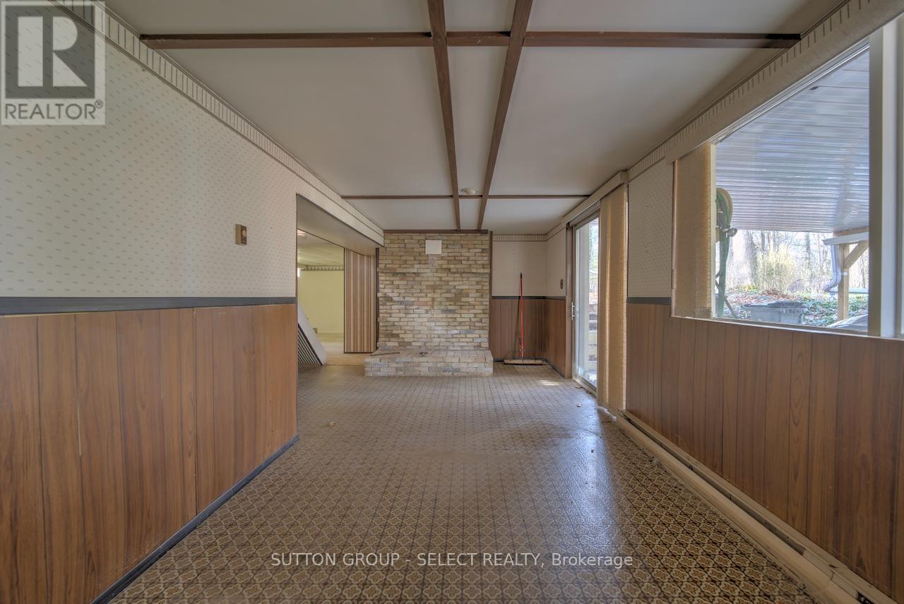 10296 Pines Parkway, Lambton Shores, Ontario  N0M 1T0 - Photo 20 - X12862576