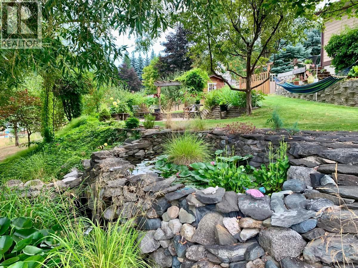 5253 Elsie Holmes Road, Wynndel, British Columbia  V0B 2N1 - Photo 6 - 10378281