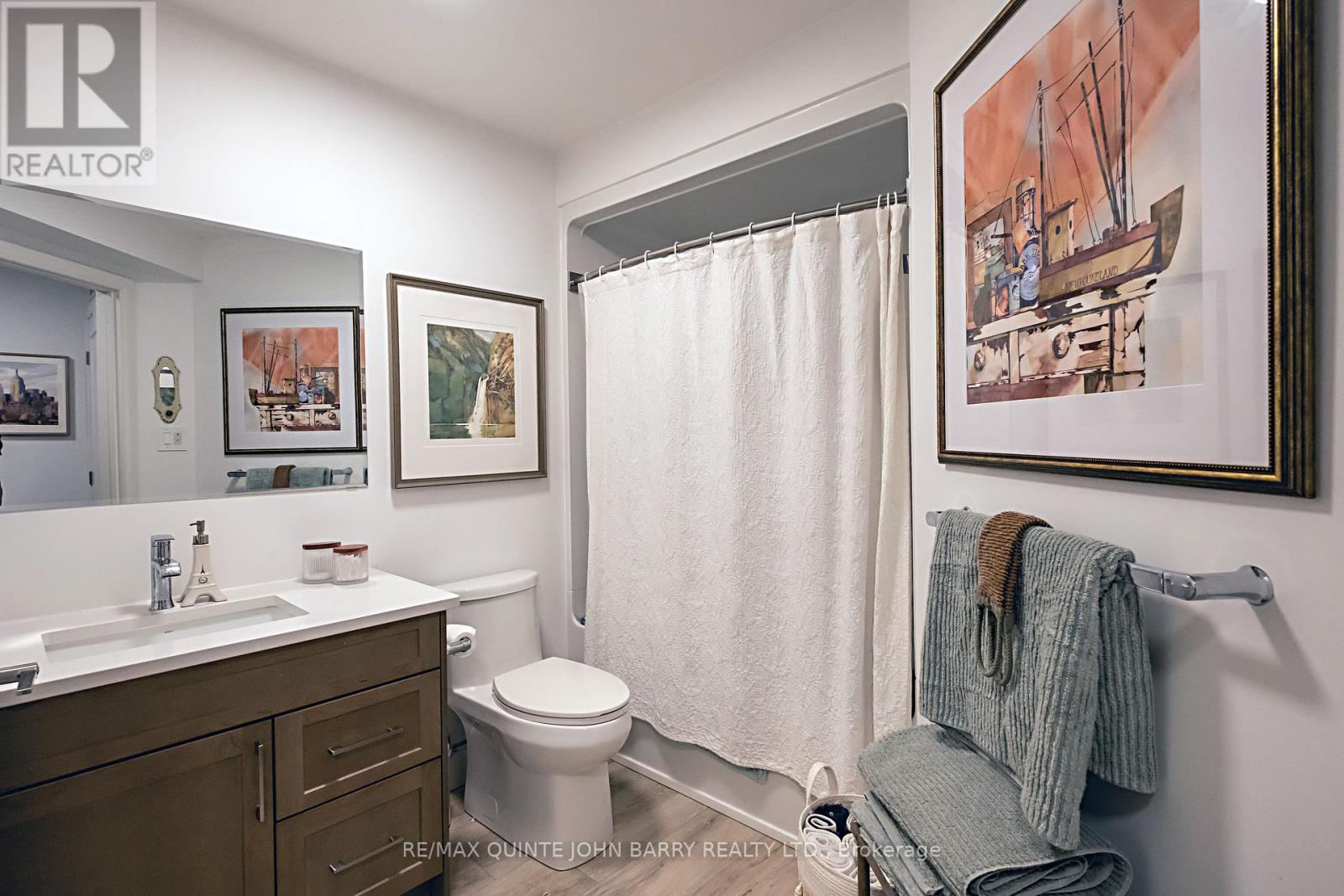 103-30 Hillside Meadow Drive, Quinte West, Ontario  K8V 0J7 - Photo 13 - X12862886