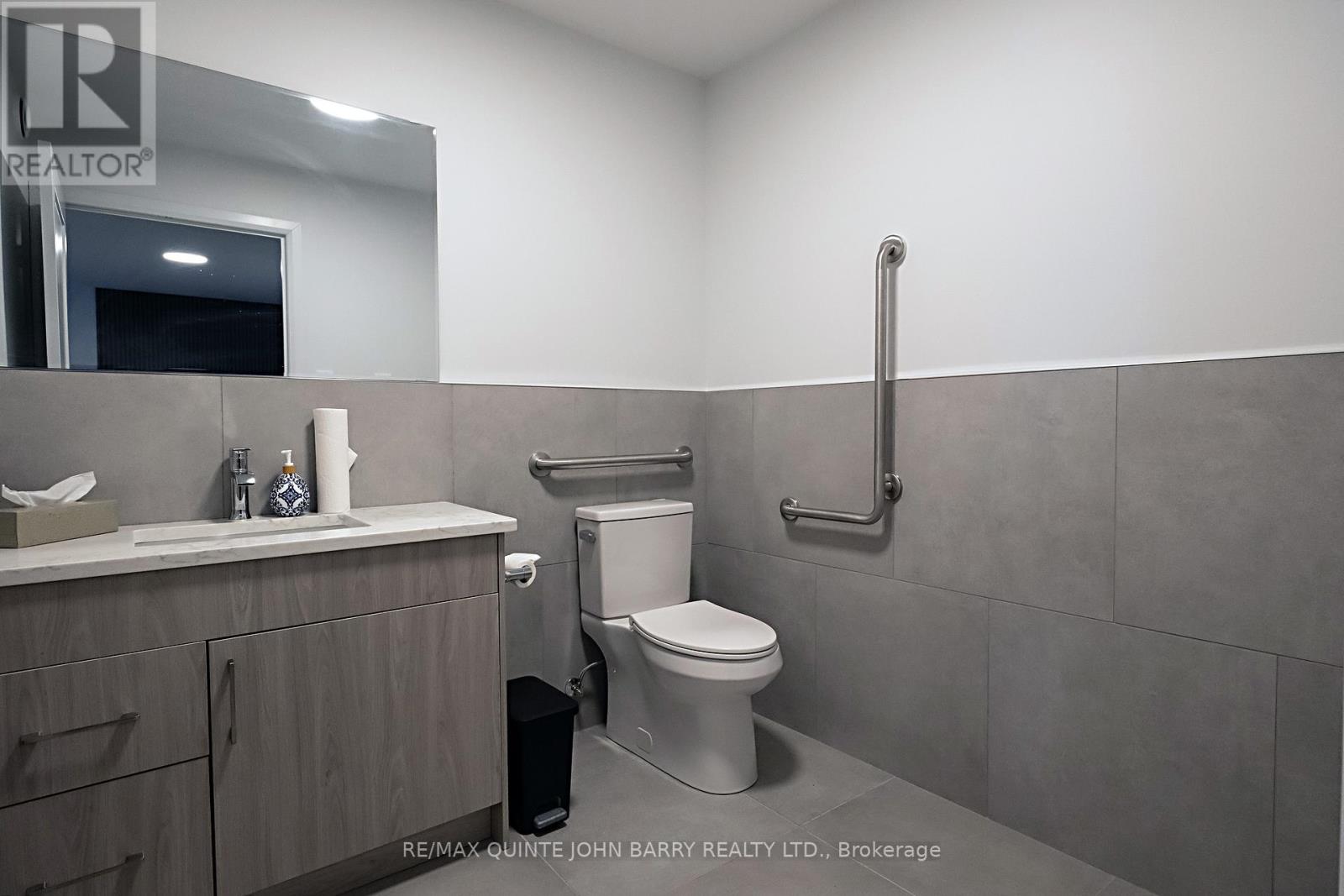 103-30 Hillside Meadow Drive, Quinte West, Ontario  K8V 0J7 - Photo 19 - X12862886