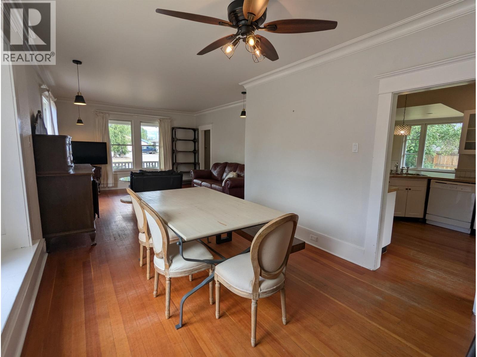 3891 Broadway Avenue, Smithers, British Columbia  V0J 2N0 - Photo 11 - R3097144