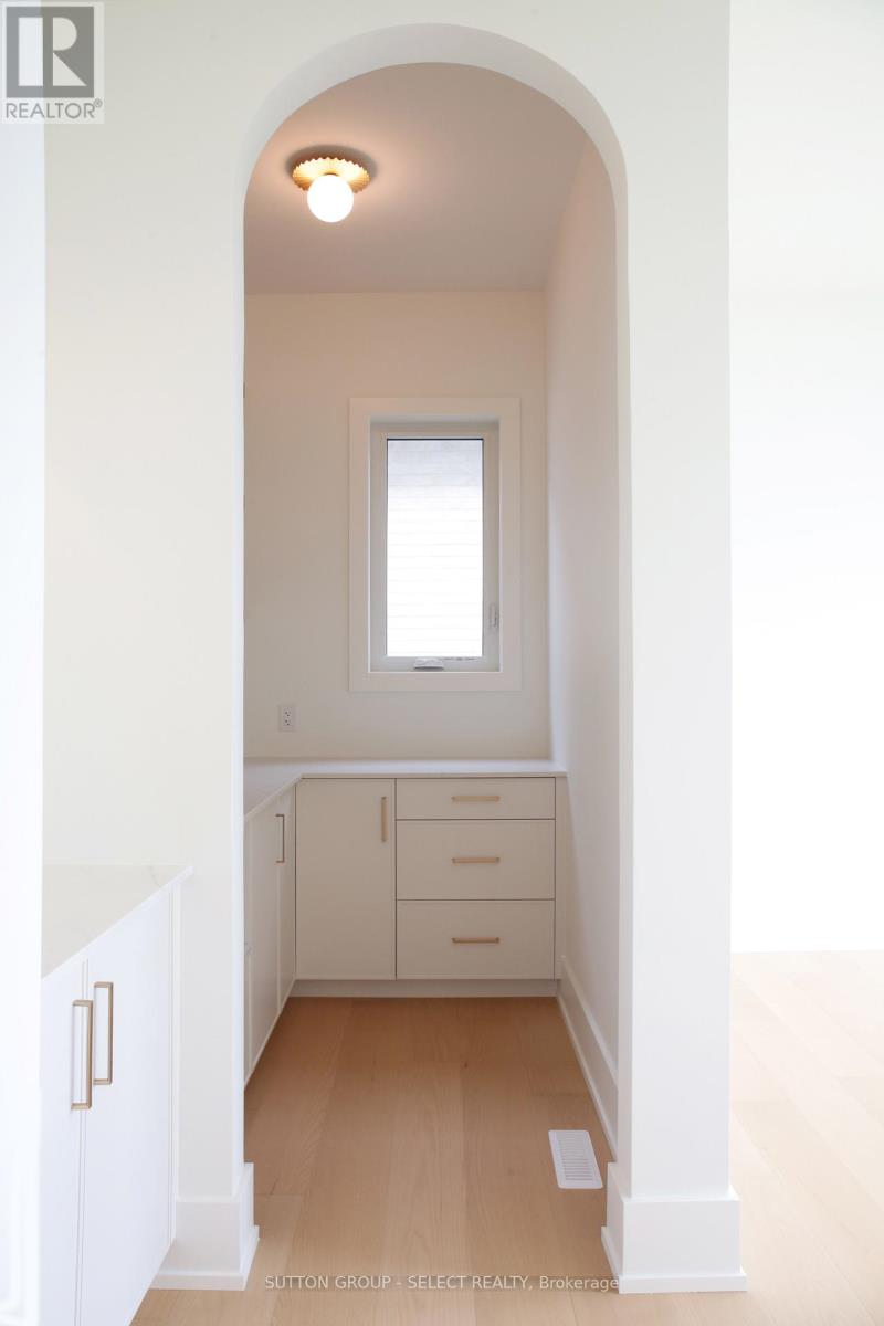 60 Bayshore Drive, Middlesex Centre, Ontario  N0L 1R0 - Photo 10 - X12862848