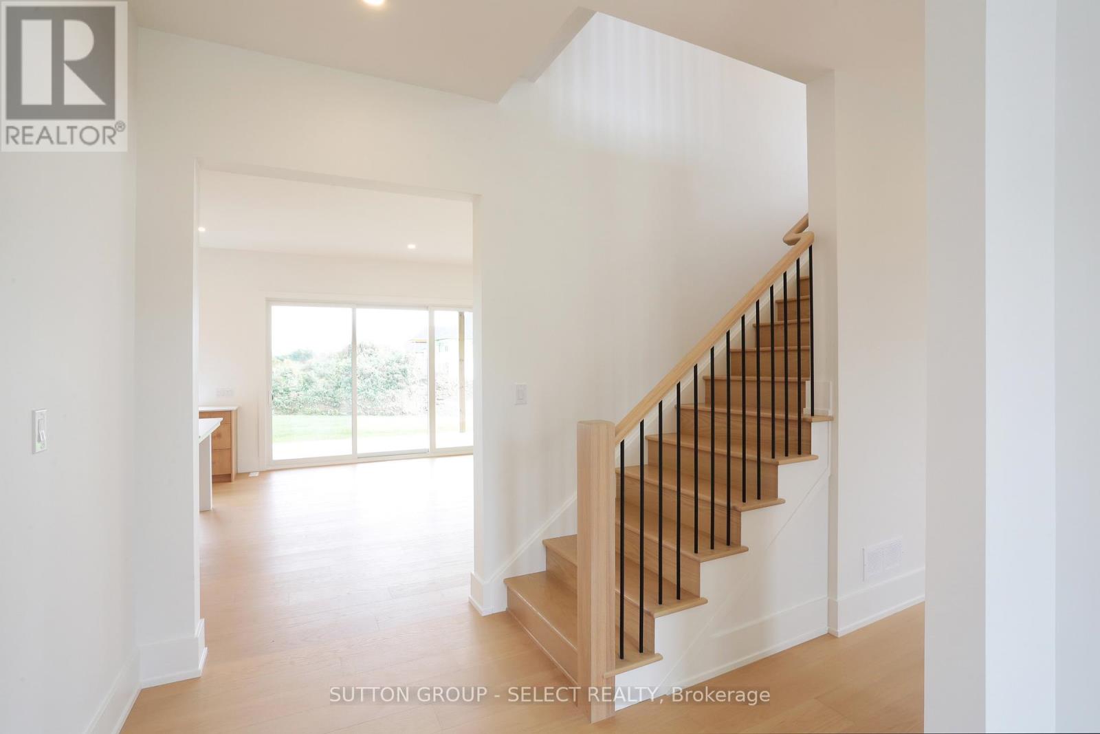 60 Bayshore Drive, Middlesex Centre, Ontario  N0L 1R0 - Photo 18 - X12862848