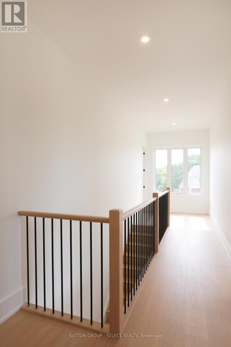 60 Bayshore Drive, Middlesex Centre, Ontario  N0L 1R0 - Photo 24 - X12862848