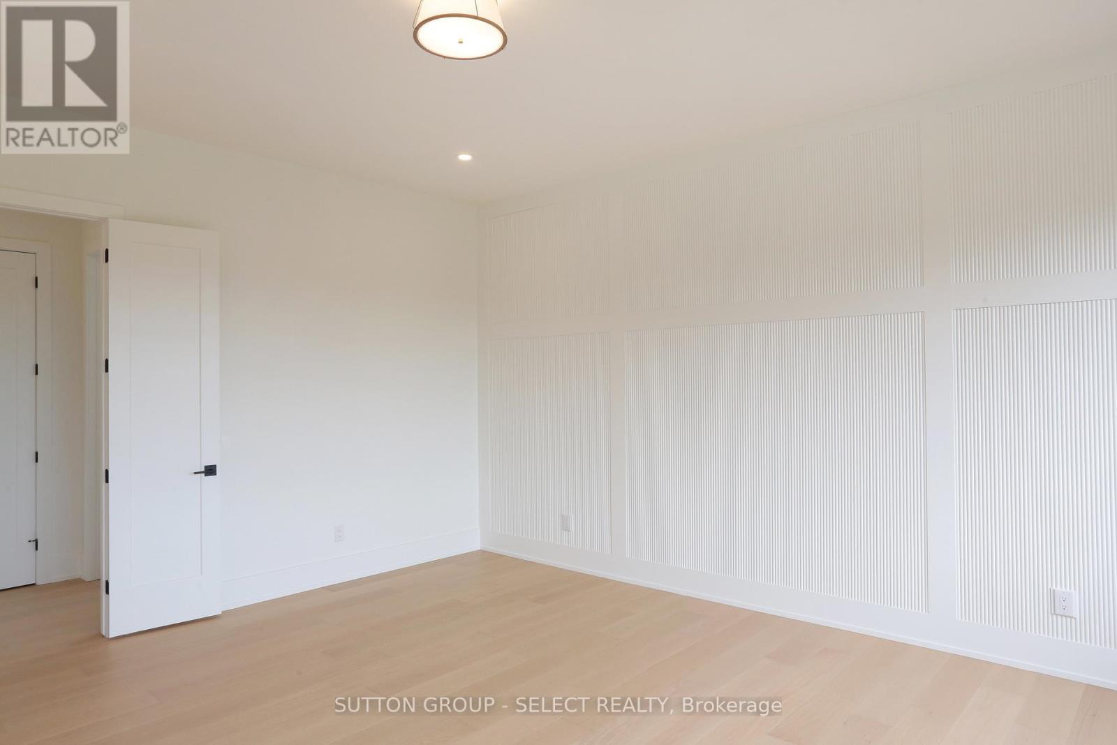 60 Bayshore Drive, Middlesex Centre, Ontario  N0L 1R0 - Photo 28 - X12862848