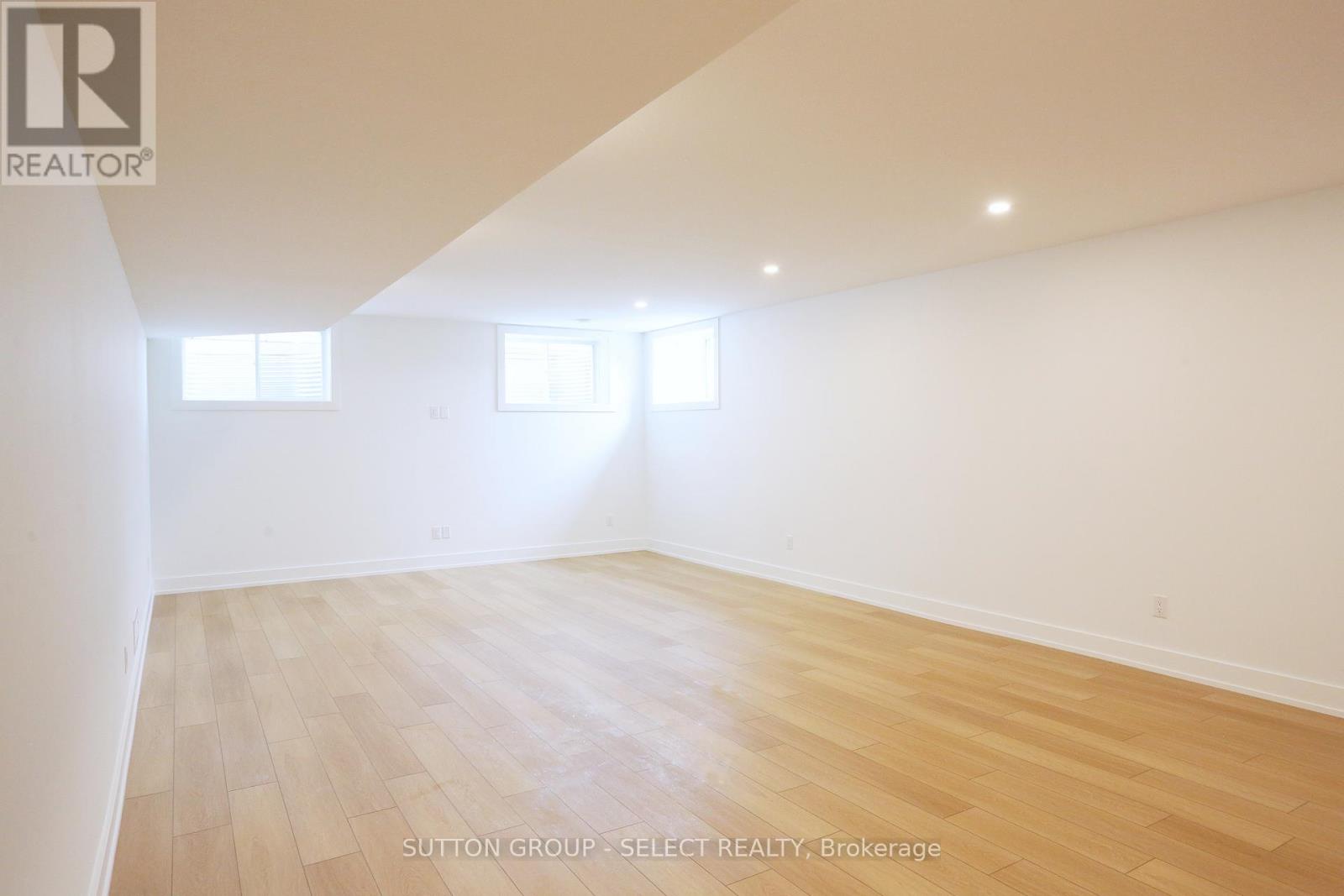 60 Bayshore Drive, Middlesex Centre, Ontario  N0L 1R0 - Photo 30 - X12862848