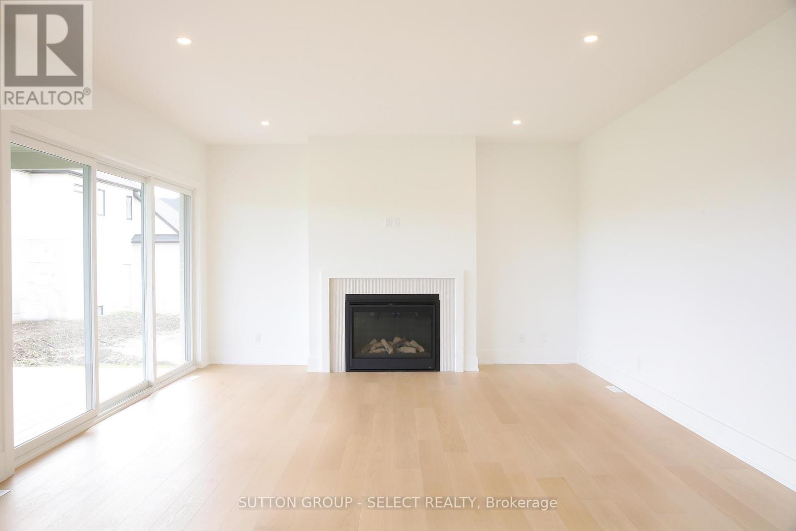 60 Bayshore Drive, Middlesex Centre, Ontario  N0L 1R0 - Photo 8 - X12862848