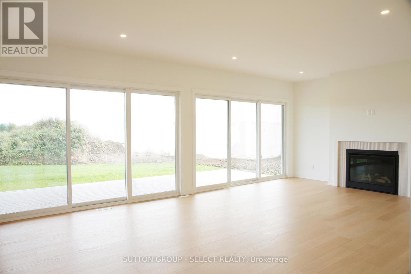 60 Bayshore Drive, Middlesex Centre, Ontario  N0L 1R0 - Photo 9 - X12862848