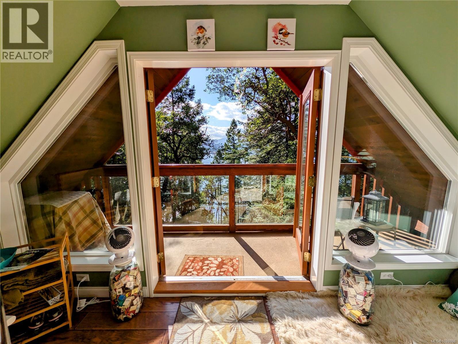 1374 Harrison Way, Gabriola Island, British Columbia  V0R 1X2 - Photo 5 - 1028098