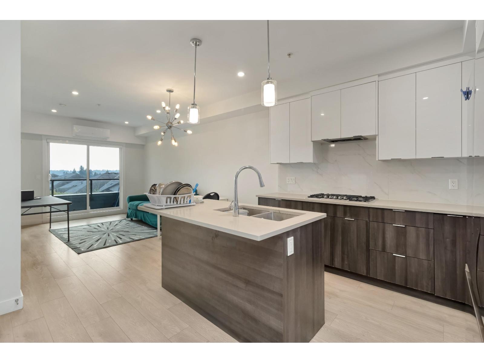 A404 14468 72 Avenue, Surrey, British Columbia  V3S 0B6 - Photo 9 - R3097301