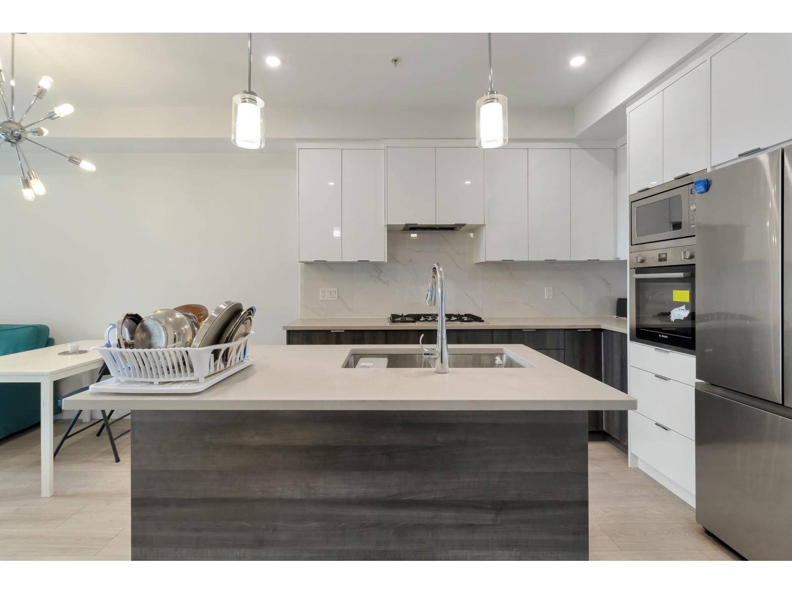 A404 14468 72 Avenue, Surrey, British Columbia  V3S 0B6 - Photo 10 - R3097301