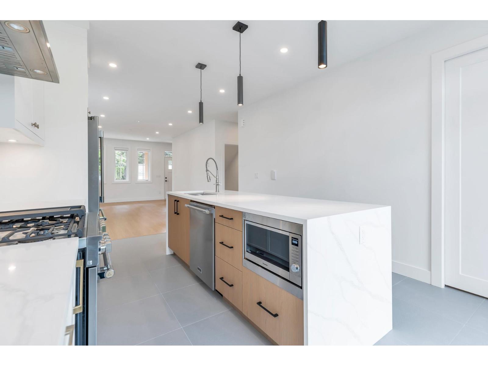 2284 Mouldstade Road, Abbotsford, British Columbia  V2S 3X4 - Photo 7 - R3094544