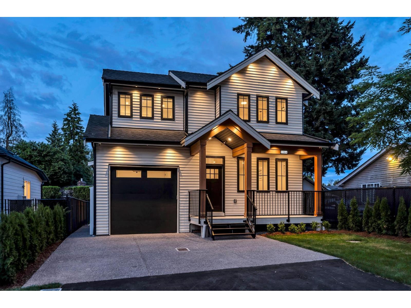 2284 Mouldstade Road, Abbotsford, British Columbia  V2S 3X4 - Photo 2 - R3094544