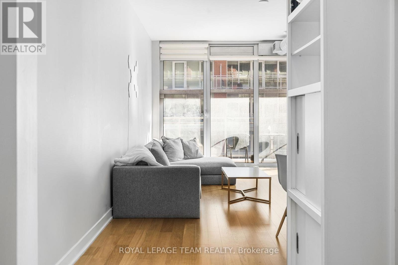 318 - 354 Gladstone Avenue, Ottawa, Ontario  K2P 0R4 - Photo 5 - X12862868