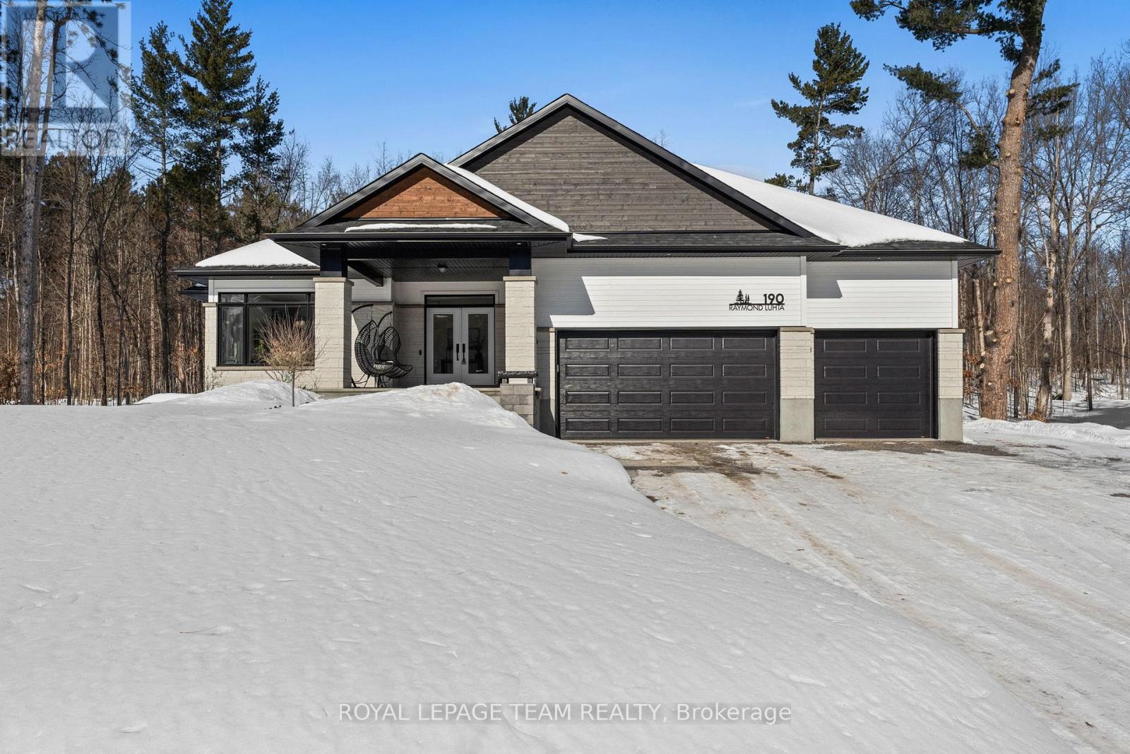 190 RAYMOND LUHTA CRESCENT, mcnab/braeside, Ontario