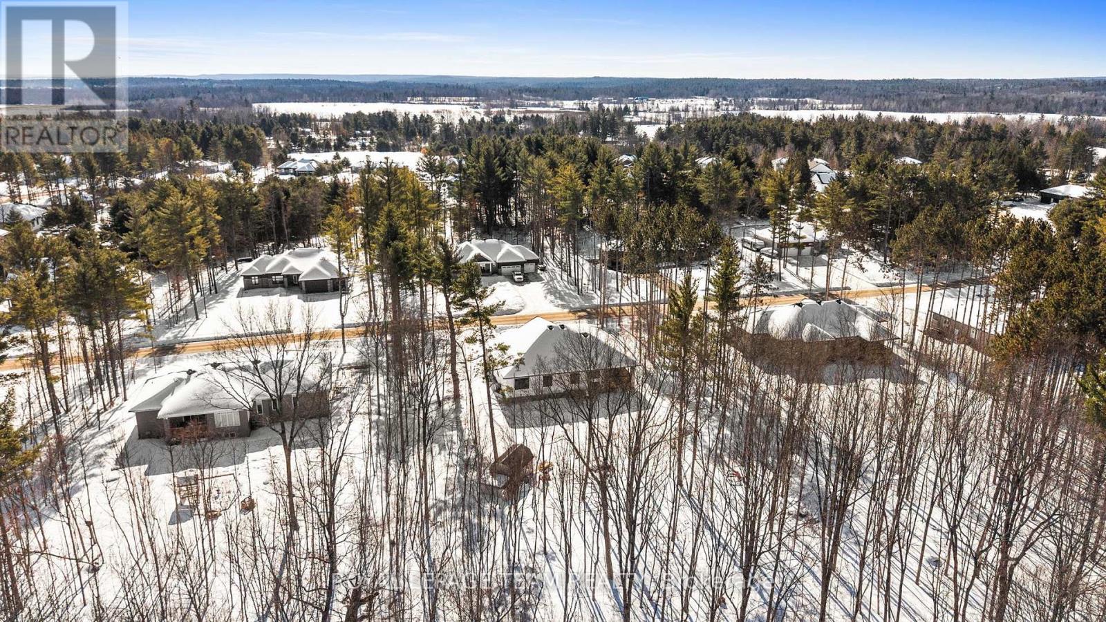 190 Raymond Luhta Crescent, Mcnab/braeside, Ontario  K7S 3G8 - Photo 42 - X12862894