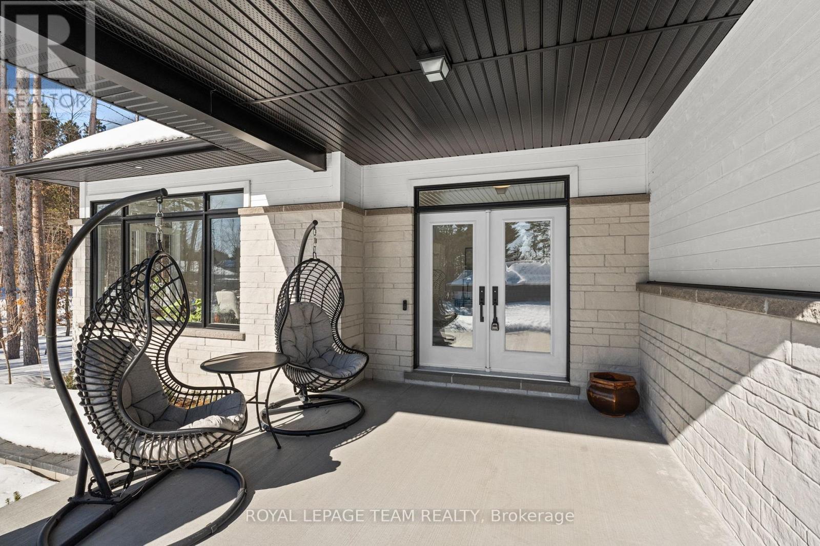 190 Raymond Luhta Crescent, Mcnab/braeside, Ontario  K7S 3G8 - Photo 5 - X12862894