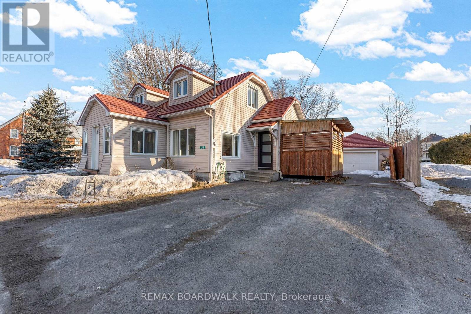 36 Main Street, North Stormont, Ontario  K0C 1K0 - Photo 39 - X12862918