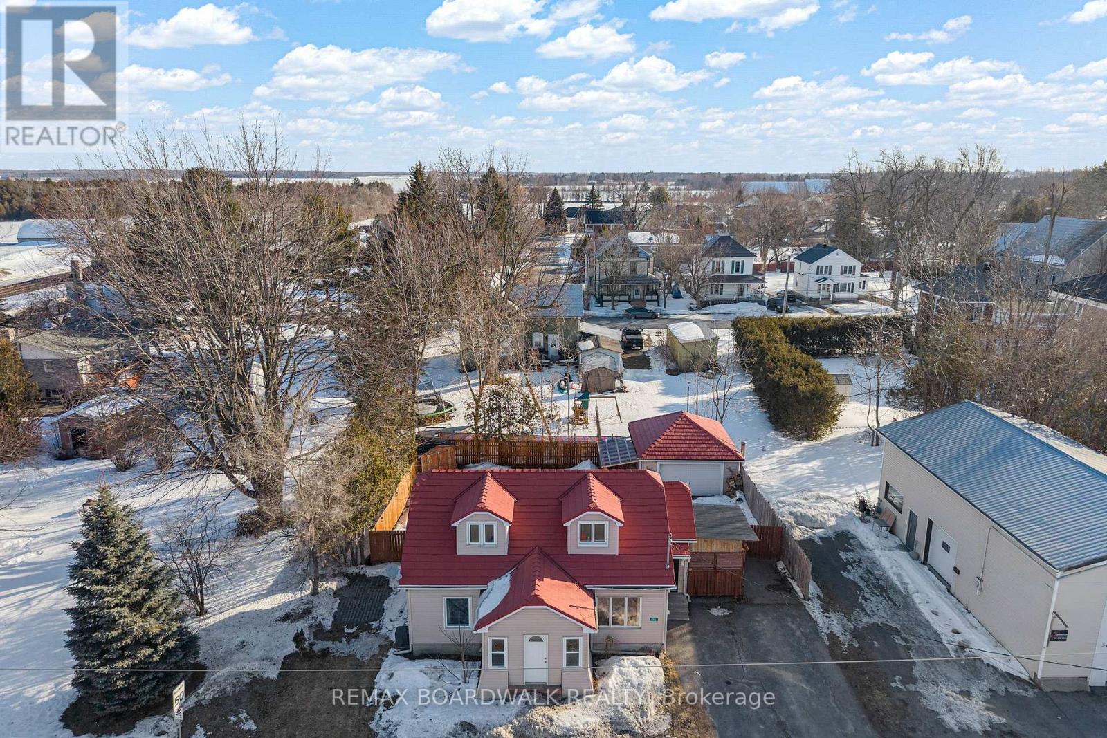36 Main Street, North Stormont, Ontario  K0C 1K0 - Photo 40 - X12862918