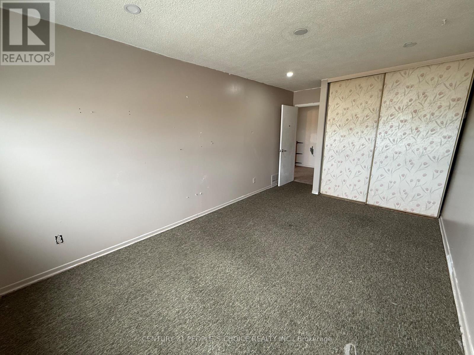 32 Horne Drive, Brampton, Ontario  L6V 2V3 - Photo 13 - W12862182