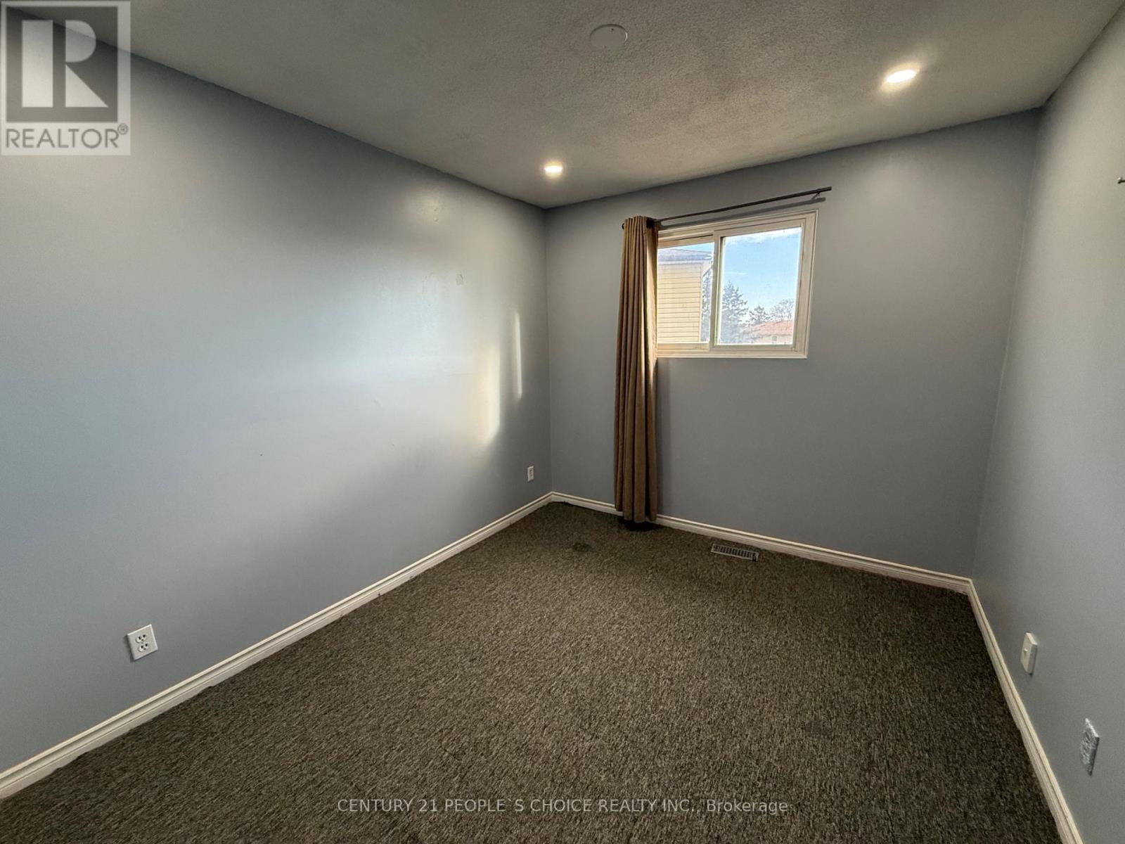 32 Horne Drive, Brampton, Ontario  L6V 2V3 - Photo 15 - W12862182