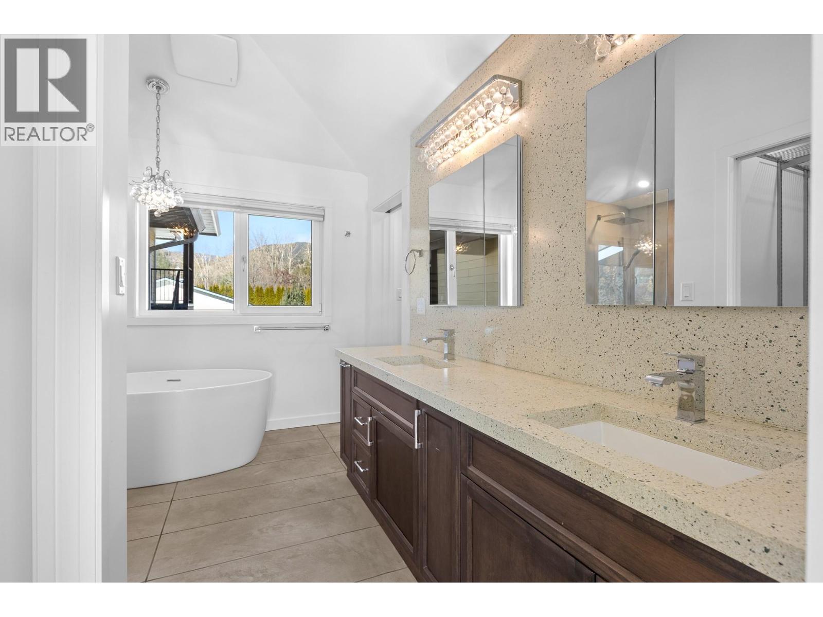 4020 Beach Avenue, Peachland, British Columbia  V0H 1X6 - Photo 23 - 10378013