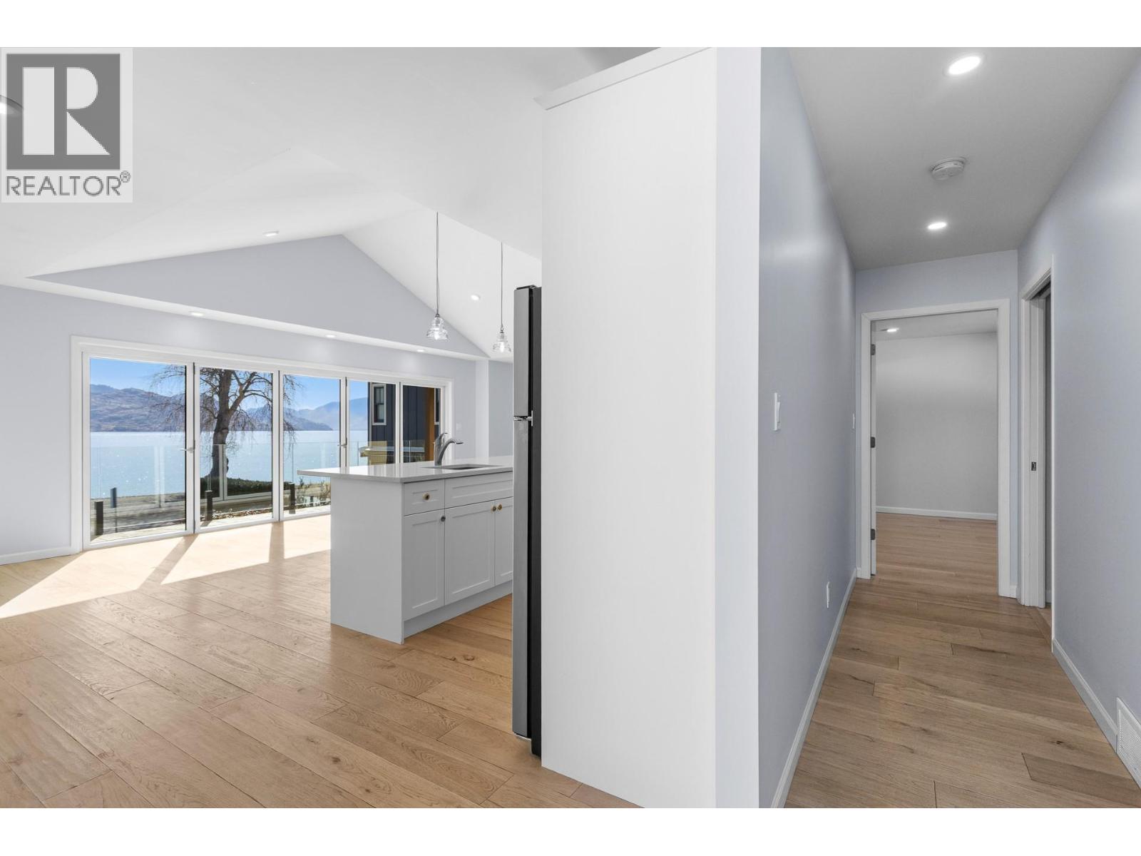 4020 Beach Avenue, Peachland, British Columbia  V0H 1X6 - Photo 42 - 10378013