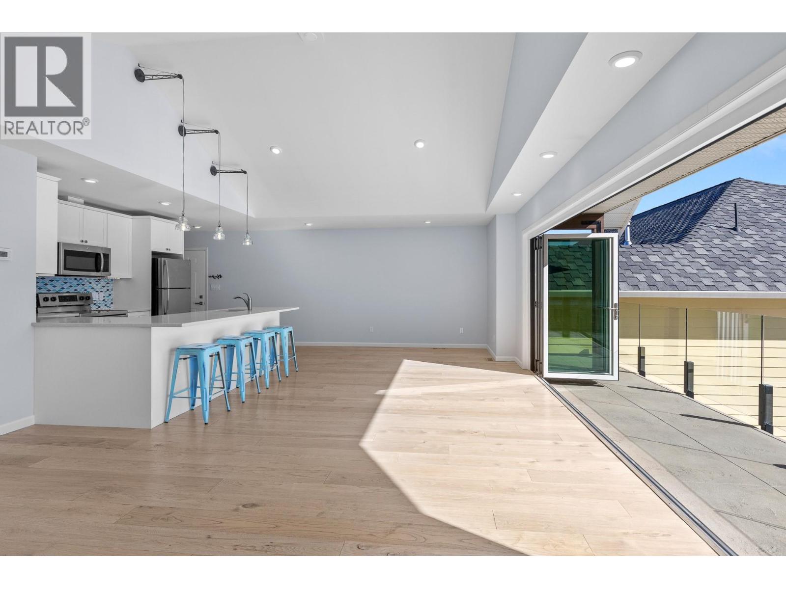 4020 Beach Avenue, Peachland, British Columbia  V0H 1X6 - Photo 48 - 10378013