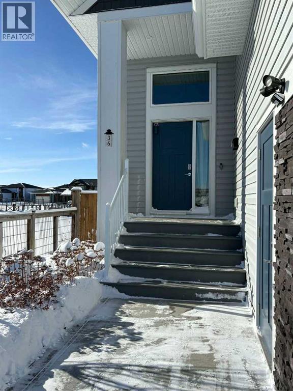 36 Thorkman Avenue, Red Deer, Alberta  T4P 0Y8 - Photo 2 - A2286871