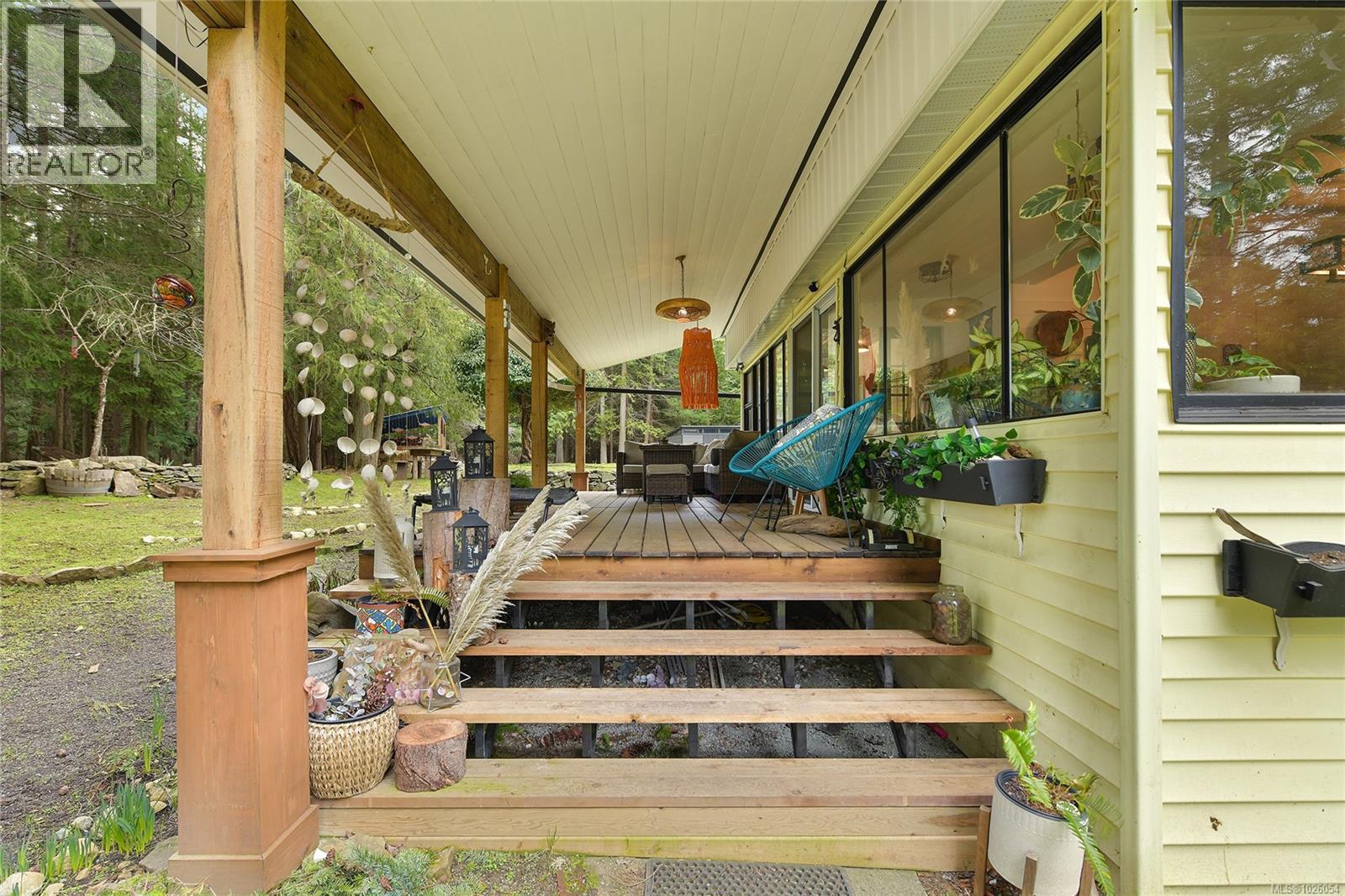 370 Campbell Bay Rd, Mayne Island, British Columbia  V0N 2J1 - Photo 15 - 1026054